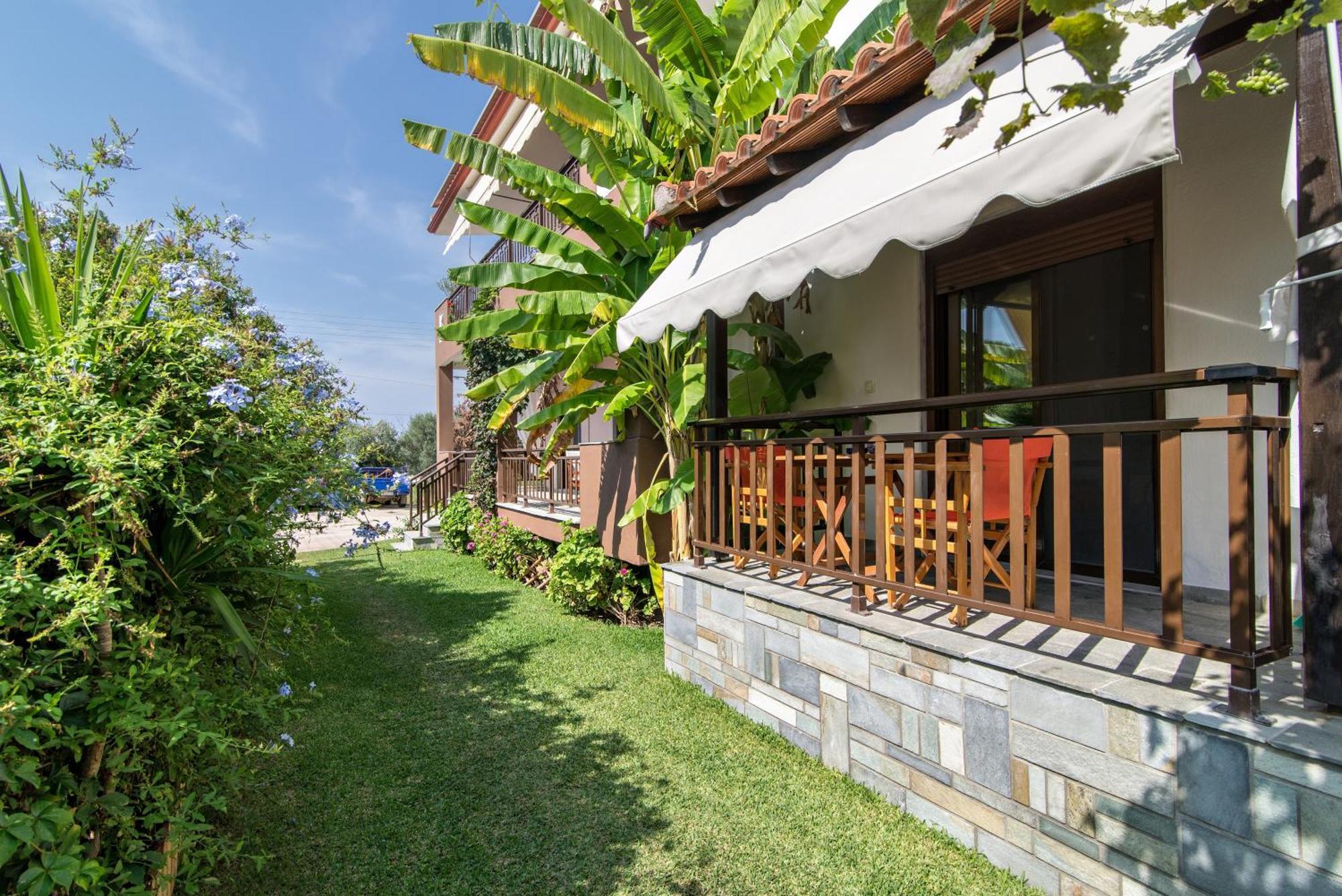 Tsamakdas House Торони Номер фото